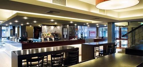 The Astor Hotel Motel Гоулберн Екстериор снимка